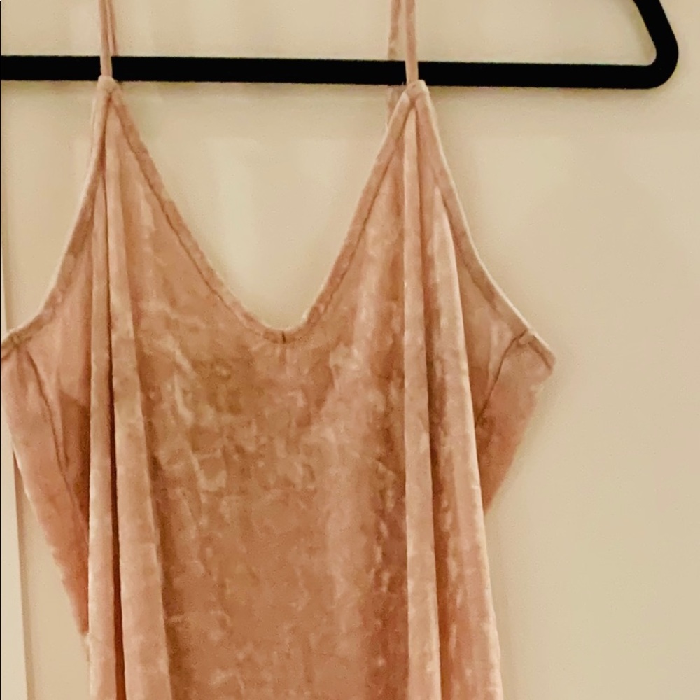 Pretty rose pink velvet dress